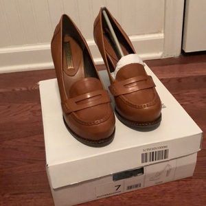 Banana republic platform heel